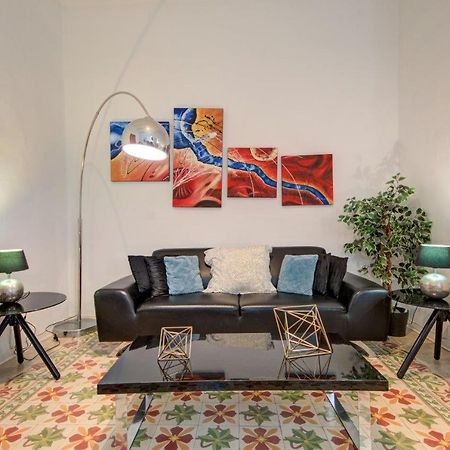 Valletta 2 Bedroom Sleeps 6 Apartment Walking Distance To Centre And The Sea Exteriör bild