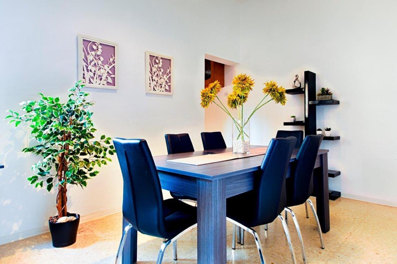 Valletta 2 Bedroom Sleeps 6 Apartment Walking Distance To Centre And The Sea Exteriör bild